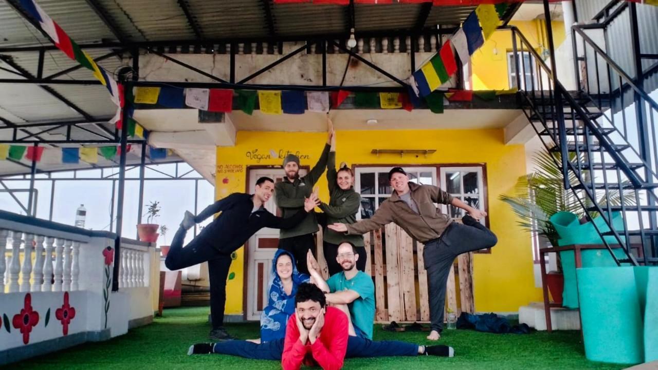 Yog Hostel Kathmandu Bagian luar foto