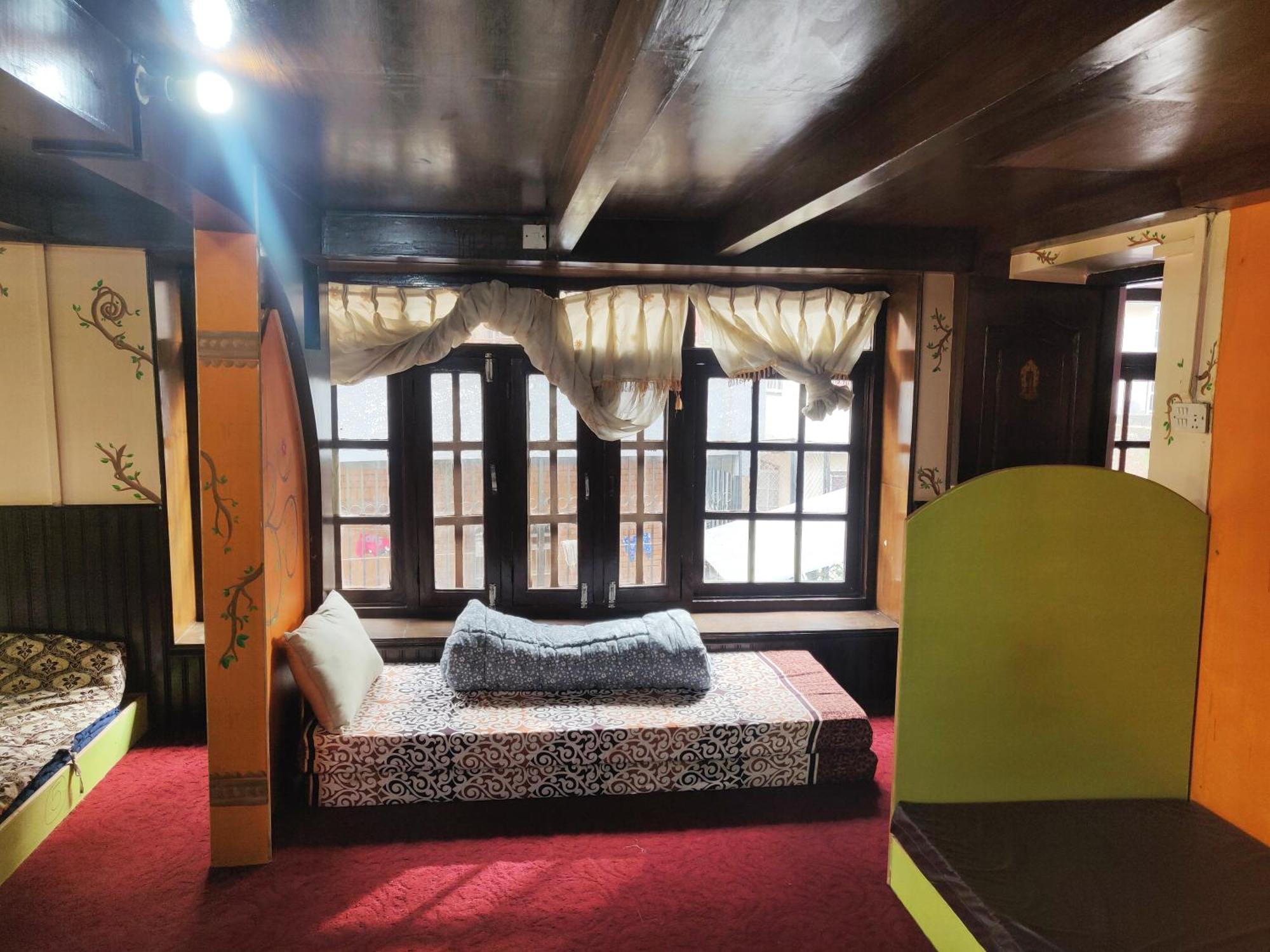 Yog Hostel Kathmandu Ruang foto